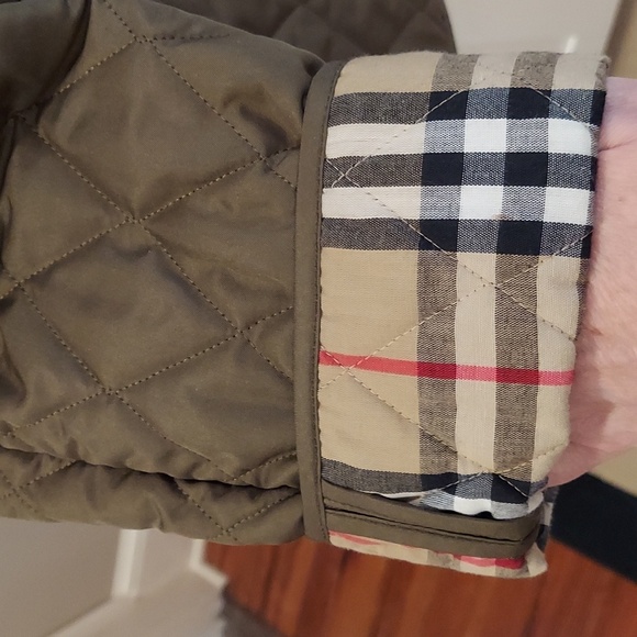 Burberry Quilted Jacket Olive Large - Picture 5 of 11